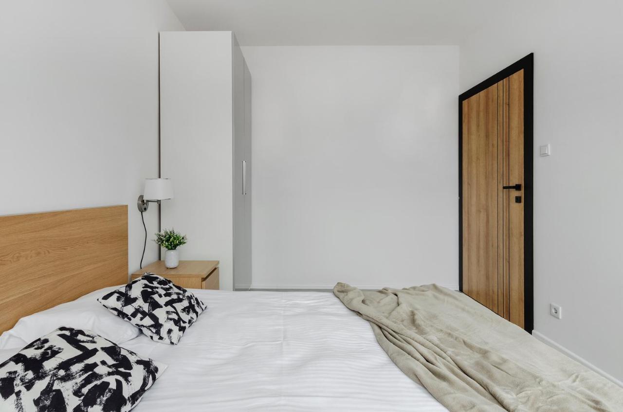 Goldaparts Manufaktura Premium Appartement Łódź Buitenkant foto