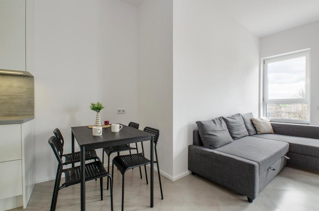 Goldaparts Manufaktura Premium Appartement Łódź Buitenkant foto